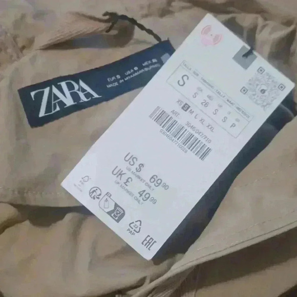 Zara Short Hooded Jacket - Picture 6 of 6